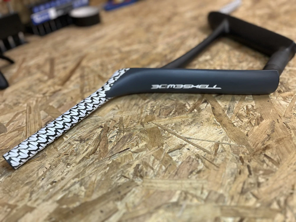 Řidítka Carbon 8" Bombshell