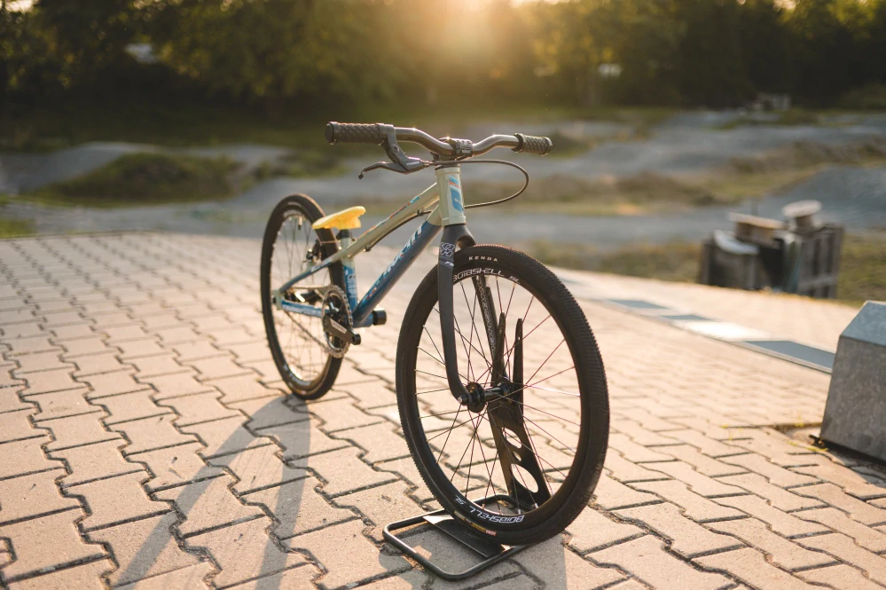 Bikrosové kolo Avent Vandal 2025 ONE Bike Junior MILLITARY GREEN