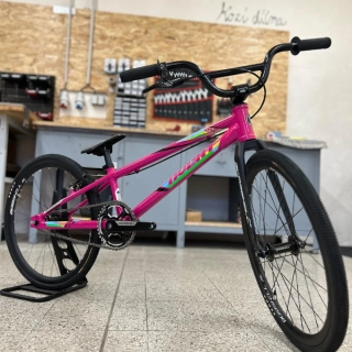 Bikrosové kolo Avent Vandal ONE Bike expert